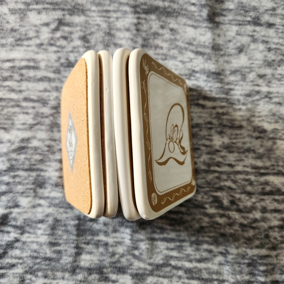 Set of 4 looney tunes ceramic coasters, vintage - Picture 5 of 6